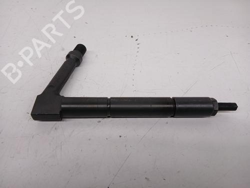 Used Injector FORD MAVERICK (UDS, UNS) 2.7 TD (100 hp) 29813887