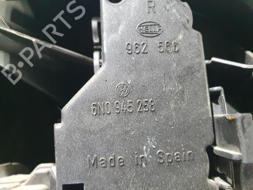 Right taillight VW POLO III (6N1) 55 1.3 | BP20816876C35 