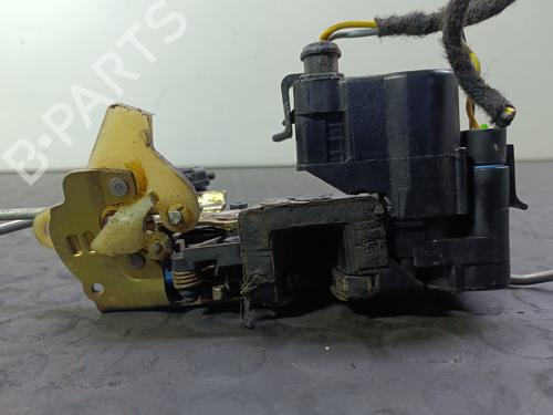Front right lock OPEL ZAFIRA A MPV (T98) 2.0 DTI 16V (F75) | BP20826230C97 