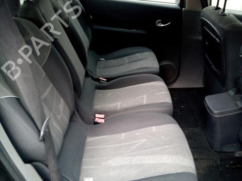 Front right window mechanism RENAULT MEGANE II Estate (KM0/1_) 1.5 dCi (KM02, KM13) | BP21768404C23 