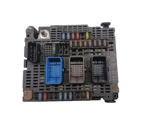 Used Fuse box Fuse box CITROËN JUMPER I Van (244) 2.2 HDi (101 hp) 34040584 34040584