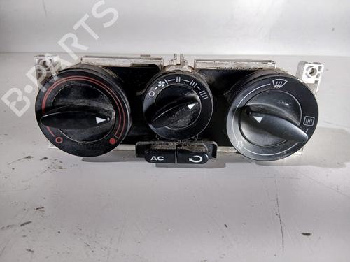 AC Styreenhet / Manøvreringsenhet SEAT TOLEDO II (1M2) 1.9 TDI (110 hp) 31762188