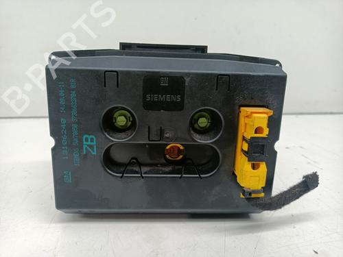 Used Display monitor OPEL ZAFIRA A MPV (T98) 2.0 DTI 16V (F75) (101 hp) 29731604