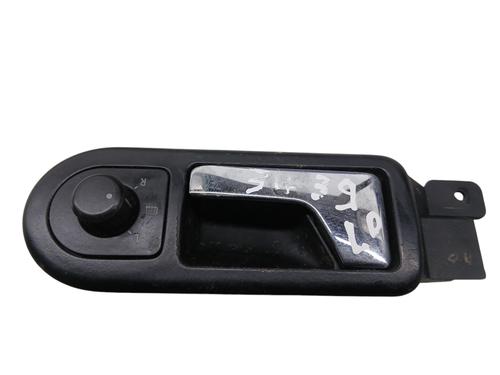 Used Front left interior door handle Front left interior door handle VW PASSAT B5.5 (3B3) [2000-2005] 33689457 33689457