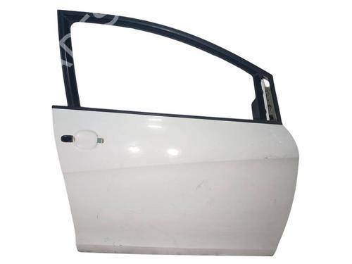 Used Right front door Right front door 39102569 39102569