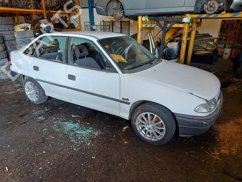 Left headlight OPEL ASTRA F Hatchback (T92)  | BP20819098C28 