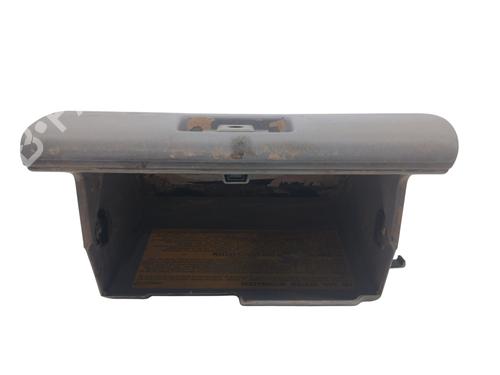 Glove box MITSUBISHI PAJERO SPORT I (K7_, K9_) | BP31631231C95
