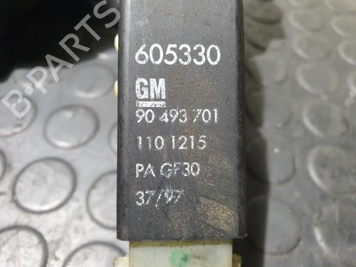 Front left lock OPEL CORSA B (S93) 1.0 i 12V (F08, F68, M68) | BP20823115C98 