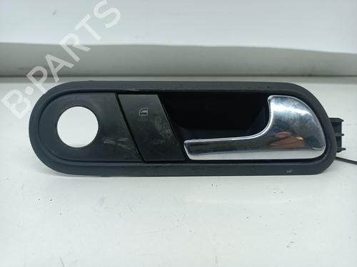 Høyre foran invendig håndtak SEAT CORDOBA (6L2) 1.9 TDI (100 hp) 23271966