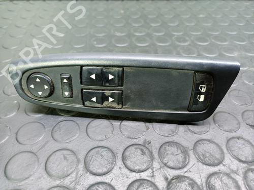 Comutador vidro frente esquerdo FIAT STILO (192_) 1.9 JTD (140 hp) 20819390
