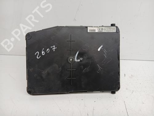 Boîte à Fusibles RENAULT SCÉNIC II (JM0/1_) [2003-2010]  28530342