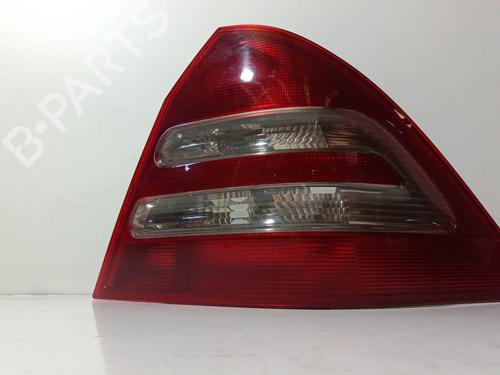 Used Right taillight MERCEDES-BENZ C-CLASS (W203) C 270 CDI (203.016) (170 hp) 23106032