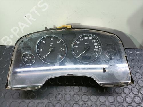 Used Instrument cluster OPEL ZAFIRA A MPV (T98) 2.0 DTI 16V (F75) (101 hp) 20830822
