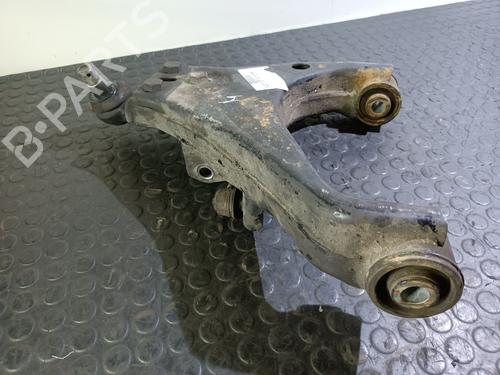 Venstre fortil bærearm KIA SORENTO I (JC) 2.5 CRDi 4WD (140 hp) 20839653