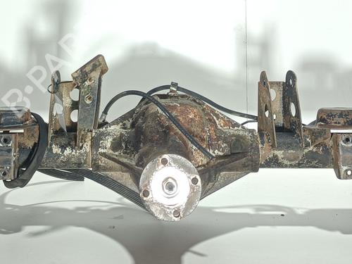 Used Rear axle FORD MAVERICK (UDS, UNS) 2.7 TD (100 hp) 26231051