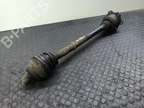 Drivaksel fortil Højre AUDI 100 C4 Saloon (4A2) 2.6 quattro (150 hp) 32043035