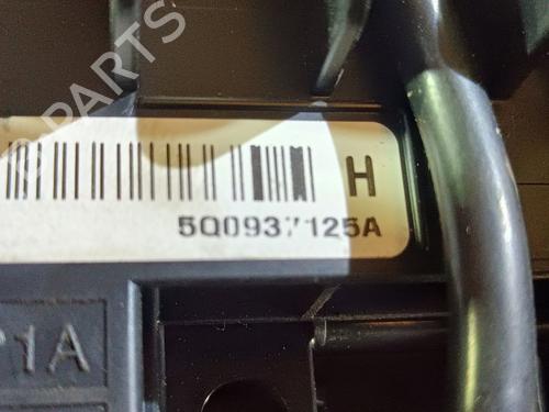 Fuse box VW GOLF VII (5G1, BQ1, BE1, BE2)  | BP20841028E1 