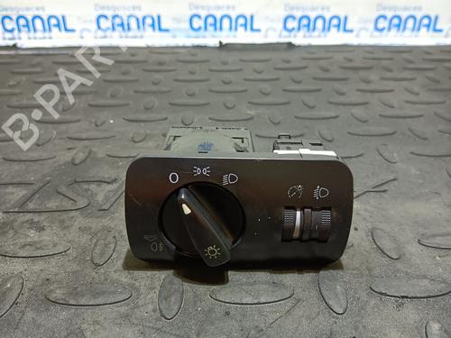 Used Headlight switch SEAT IBIZA II (6K1) 1.4 i (60 hp) 20818785