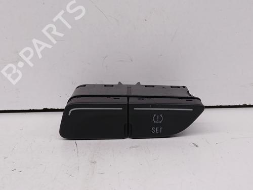 Used Switch FORD TOURNEO COURIER B460 MPV 1.5 TDCi (75 hp) 28170716