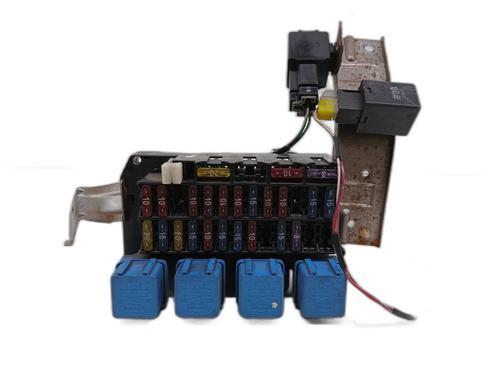 Used Fuse box NISSAN TERRANO II (R20) [1992-2007]  32406251