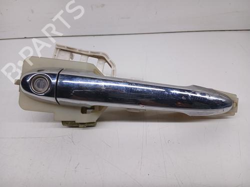 Used Front left exterior door handle KIA CARENS III MPV (UN) 2.0 CRDi 140 (140 hp) 26544024