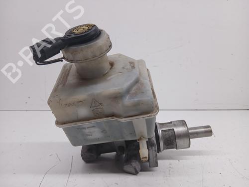 Brake master cylinder LAND ROVER DISCOVERY III (L319) 2.7 TD 4x4 | BP27858331M77 