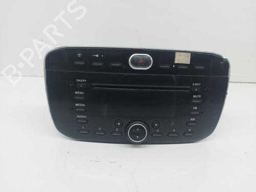 Used Radio FIAT PUNTO EVO (199_) 1.3 D Multijet (199AXC1A, 199BXC1A, 199AXT1A, 199BXT1A) (75 hp) 23866769