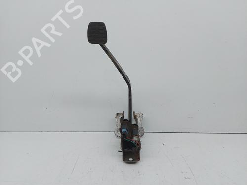 Used Break pedal NISSAN TERRANO II (R20) 2.7 TDi 4WD (125 hp) 31646458