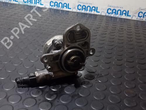 Used Vacuum pump PEUGEOT 406 (8B) 2.0 HDI 110 (109 hp) 31906786