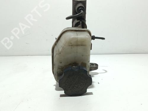 Used Brake master cylinder KIA CERATO I Hatchback (LD) 2.0 CRDi (112 hp) 20825360