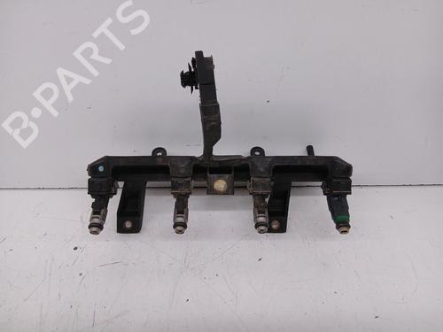 Used Injection rail PEUGEOT 206 Hatchback (2A/C) 1.1 i (60 hp) 20830028