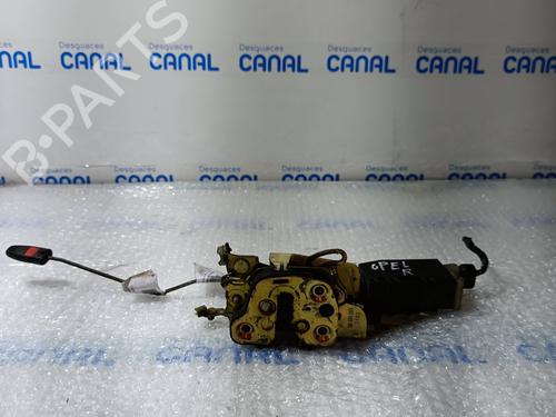 Used Front right lock OPEL CORSA B (S93) 1.4 i (F08, F68, M68) (60 hp) 20819559