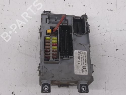 Used Fuse box FIAT GRANDE PUNTO (199_) 1.3 D Multijet (75 hp) 28671008