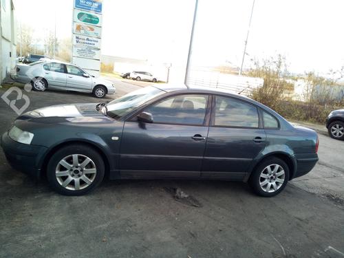 Vindusheismekanisme høyre foran VW PASSAT B5 (3B2) 1.9 TDI | BP20828159C23