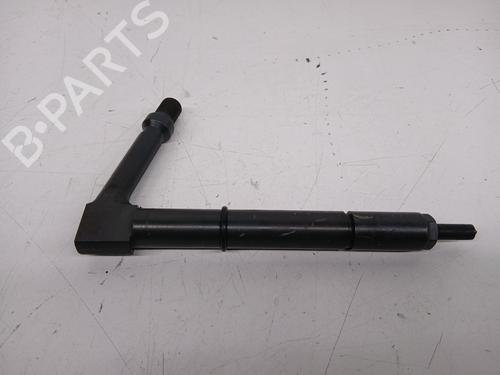 Used Injector FORD MAVERICK (UDS, UNS) 2.7 TD (100 hp) 29865663
