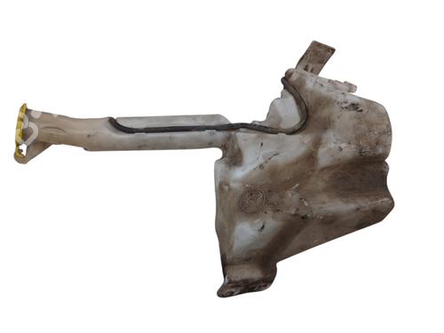 windscreen-washer-tank-jeep-grand-cherokee-ii-wj-wg-1998-1999-2000-2001-2002-2003-2004-2005-32141478 main image