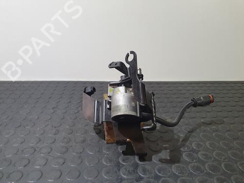 Used Pedal MERCEDES-BENZ C-CLASS (W202) C 250 D (202.125) (113 hp) 32046569