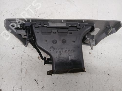 air-vent-bmw-3-touring-e91-2004-2005-2006-2007-2008-2009-2010-2011-2012-32423530 main image