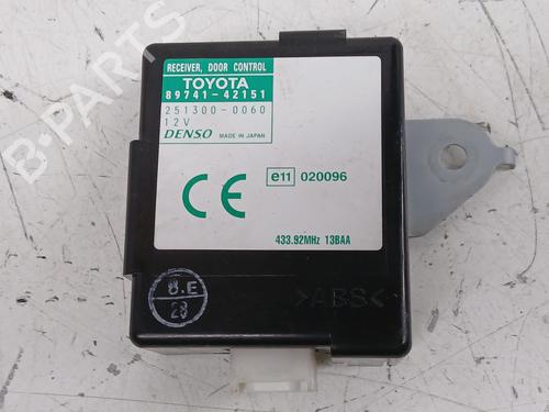 Modulo elettronico TOYOTA RAV 4 II (_A2_) 2.0 4WD (ACA21, ACA20) (150 hp) 30487281