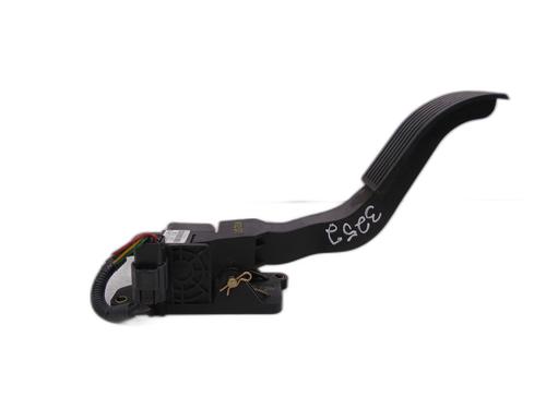 Pedal Pedal NISSAN ALMERA II (N16) 2.2 dCi (112 hp) 33943870 33943870