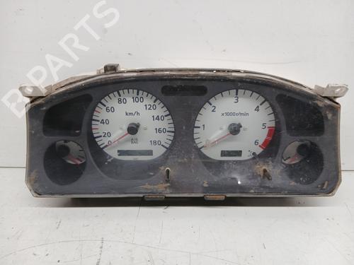 Used Instrument cluster NISSAN PICK UP (D22) 2.5 TD 4WD (103 hp) 29596847