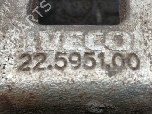 Høyre bremsekaliper foran IVECO DAILY II Van  | BP29721941M104 