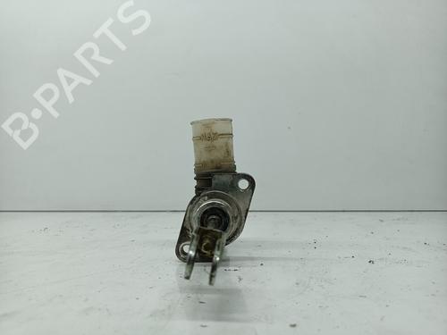 Used Brake master cylinder FORD MAVERICK (UDS, UNS) 2.4 i (124 hp) 28142977