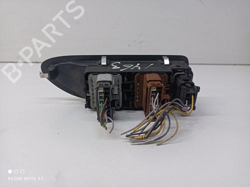 Right front window switch RENAULT LAGUNA II Grandtour (KG0/1_) 1.9 dCi (KG0G) | BP21814386I26 