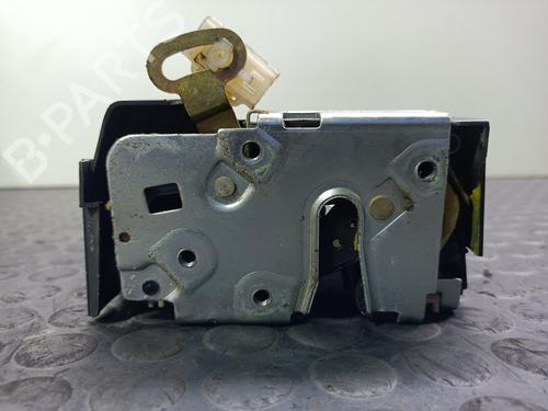 Zamek drzwi przednich lewych MG MG ZT 2.0 CDTi 300174195 |