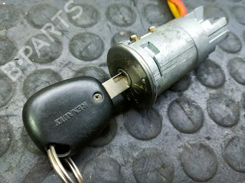 Used Ignition barrel RENAULT SCÉNIC I MPV (JA0/1_, FA0_) 1.9 dCi (JA05, JA1F) (102 hp) 32251189