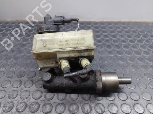 Used Brake master cylinder RENAULT LAGUNA II (BG0/1_) 3.0 V6 24V (BG01, BG02, BG0D, BG0Y) (207 hp) 29026202