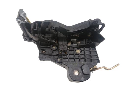 Used Front left lock MERCEDES-BENZ E-CLASS (W210) E 290 Turbo-D (210.017) (129 hp) 32397729
