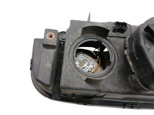 Left headlight VOLVO S70 (874) 2.4 | BP33826256C28 - Image 3