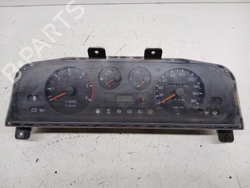 Used Instrument cluster FORD MAVERICK (UDS, UNS) 2.7 TD (100 hp) 28520659